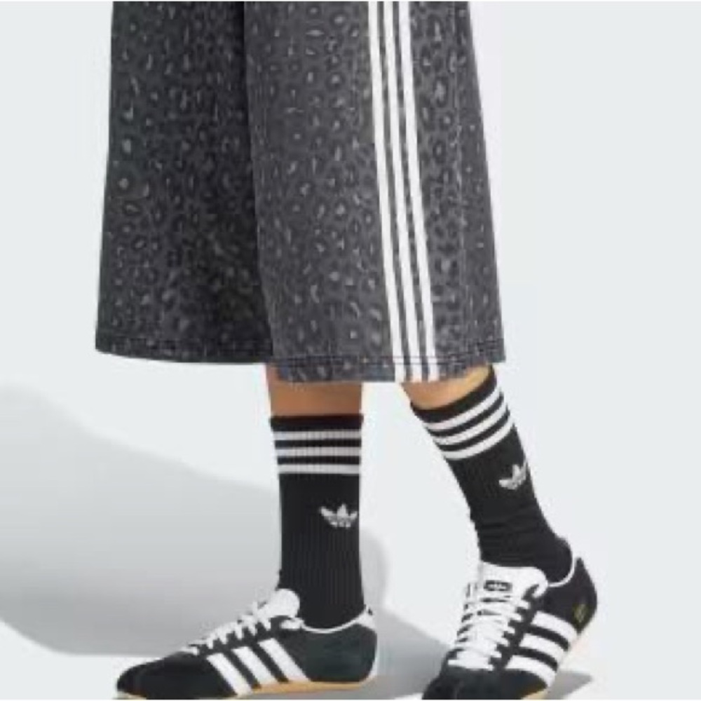 Adidas Black Patterned Culottes with White Stripes - Picture 5 of 7